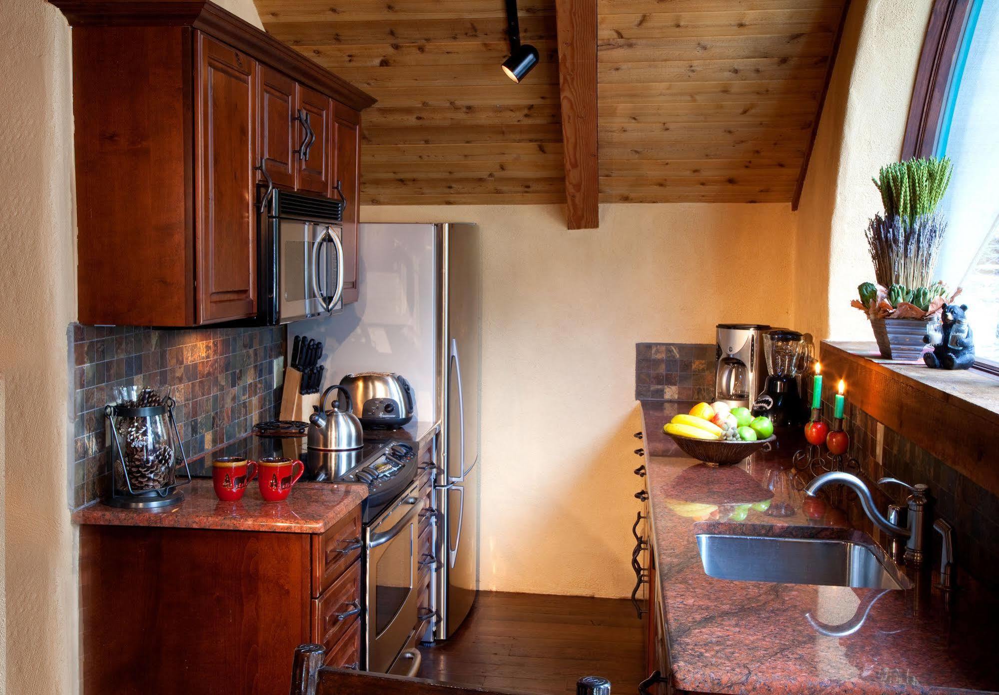 Alpine Village Suites Taos Ski Valley Exterior foto