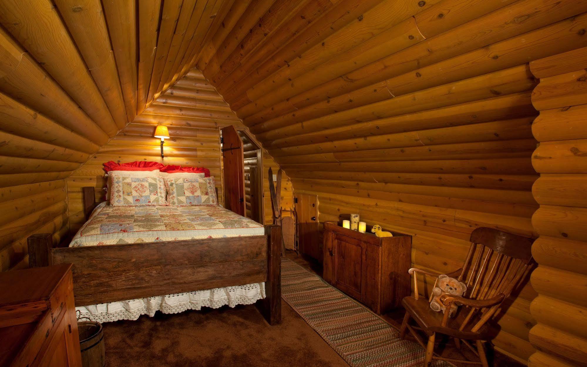 Alpine Village Suites Taos Ski Valley Exterior foto